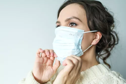 Vrai ou faux : les masques ont affaibli notre système immunitaire